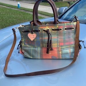 Dooney & bourke bag